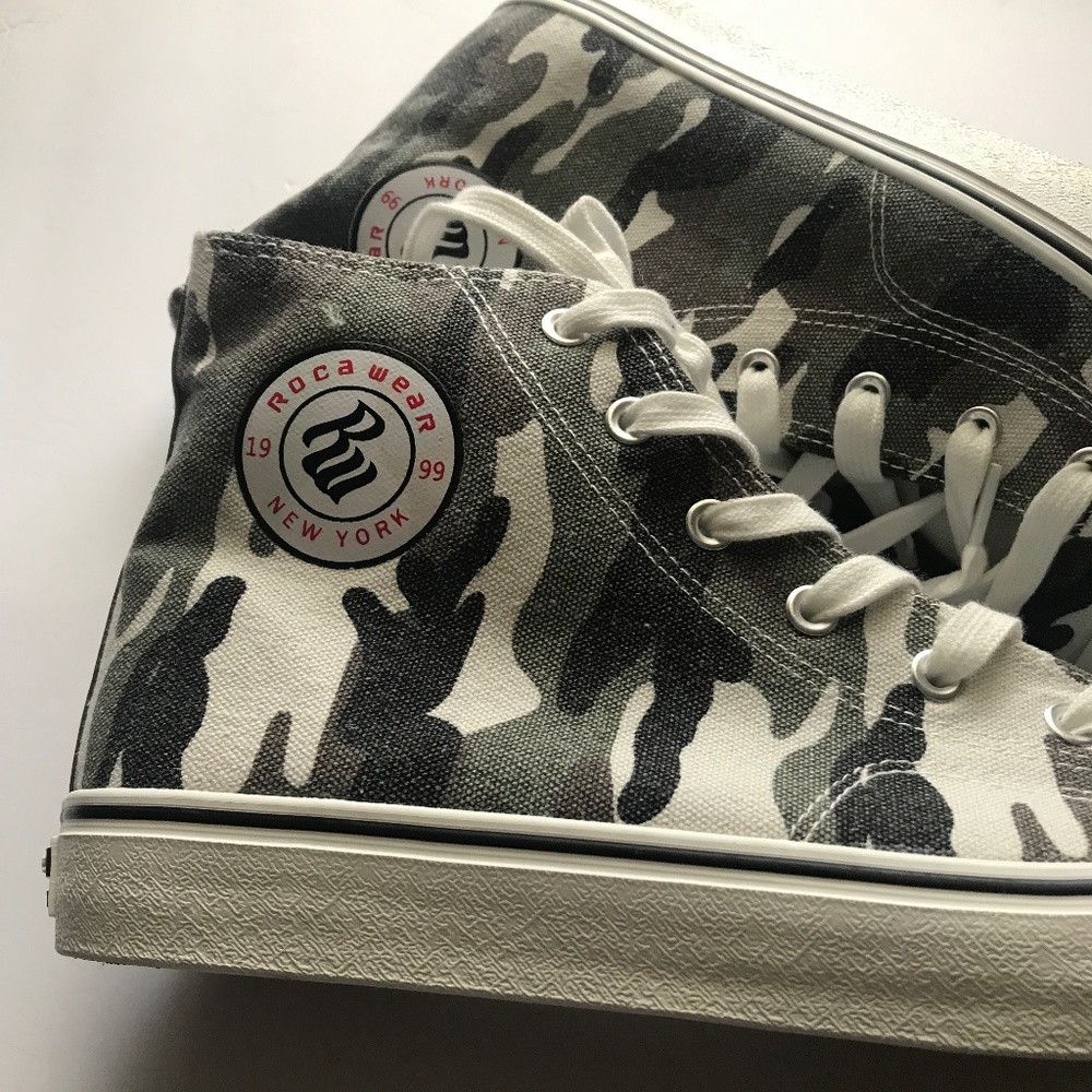 NEW NWOT Rocawear New York Canvas Hi Top Sneakers. Green Camo. US 9. EUR 43. - Picture 6 of 6